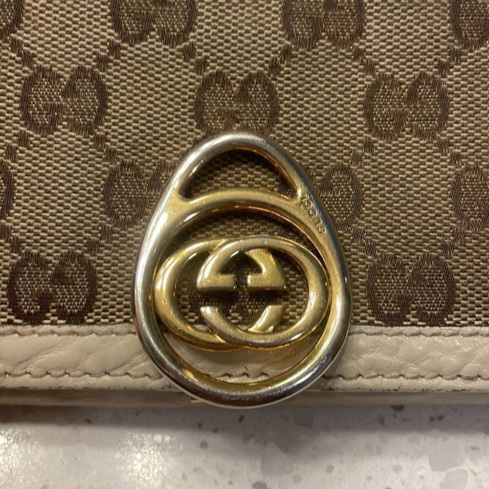 Gucci woman’s canvas and cream leather wallet - Picture 5 of 16